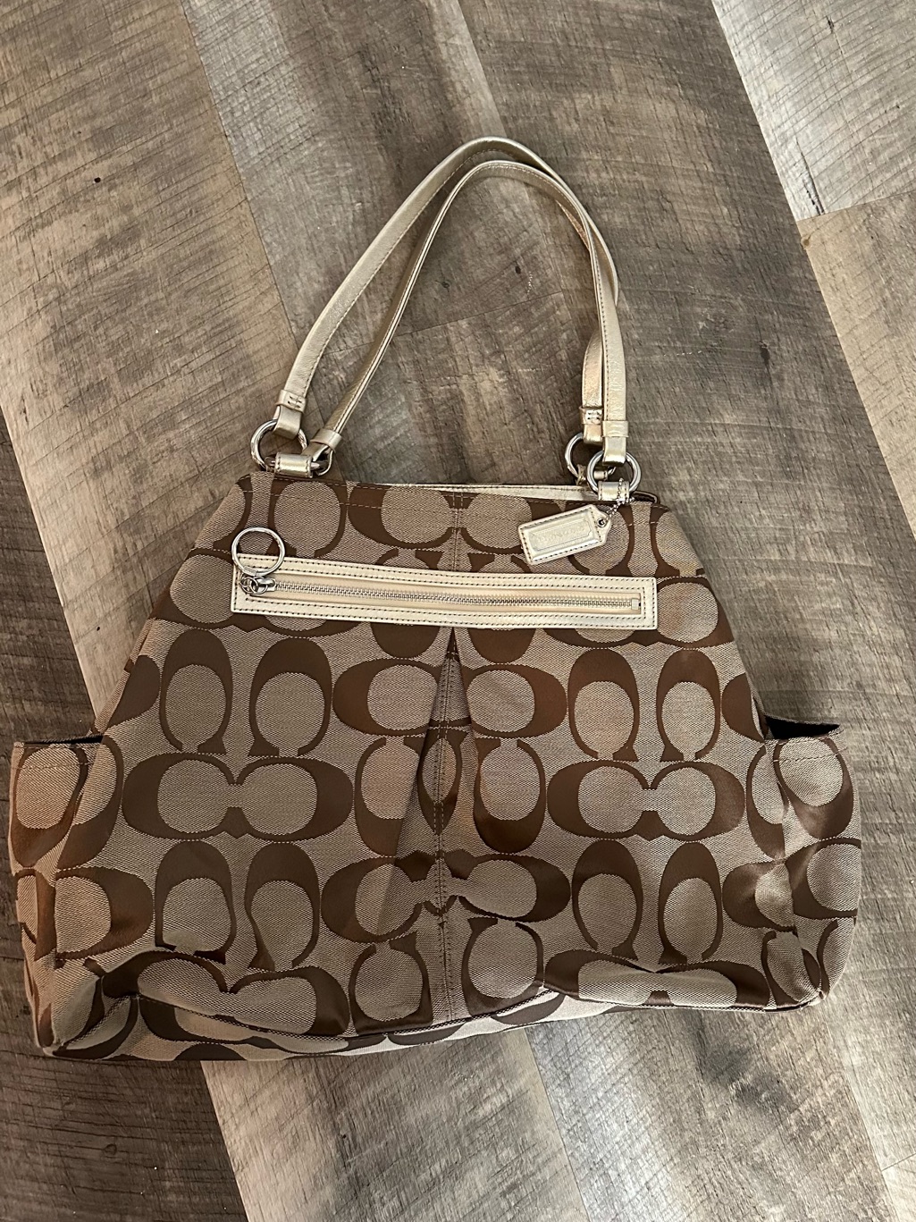 Coach Signature Jacquard Shoulder Bag In Brown And Cream With Gold Hardware